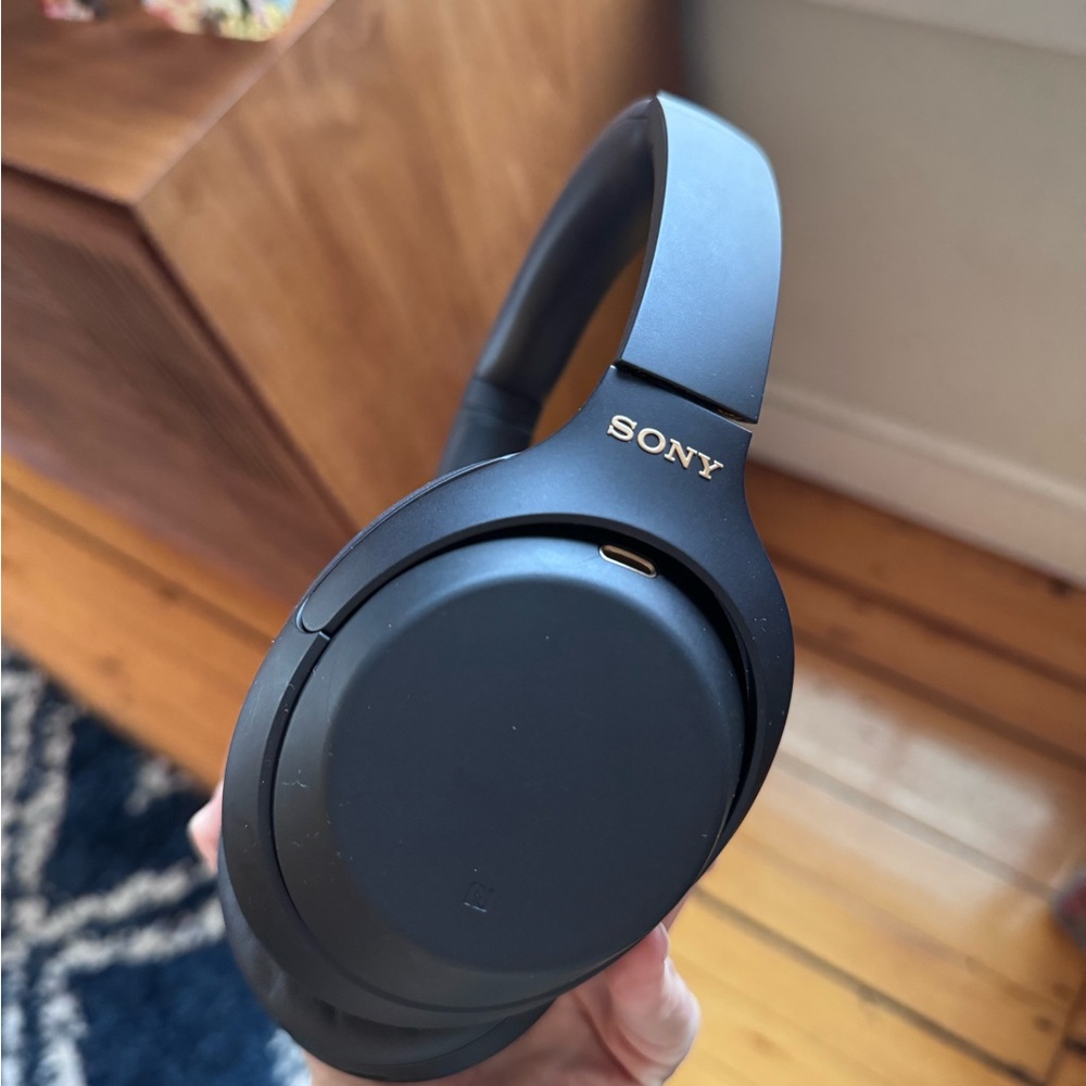 Sony Over-Ear WH-1000XM4 premium noise canceling Headphones - blue - Picture 4 of 9